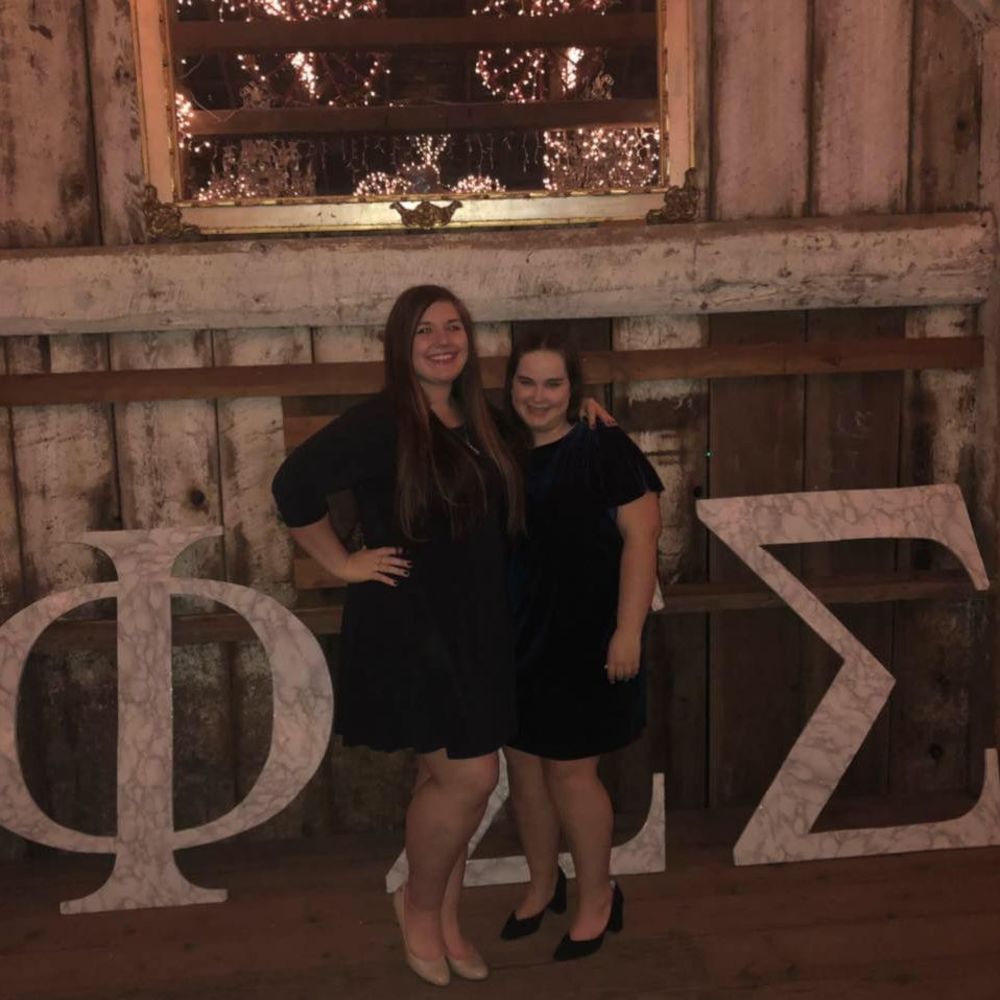 Meet your Posher, Madi